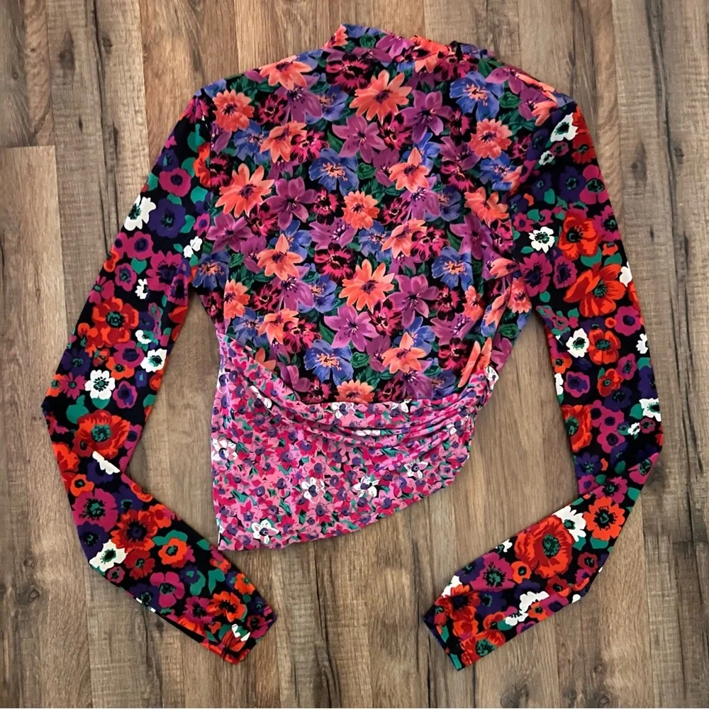 ZARA Floral Wrap Long Sleeve Shoulder Pad Top - Picture 13 of 15